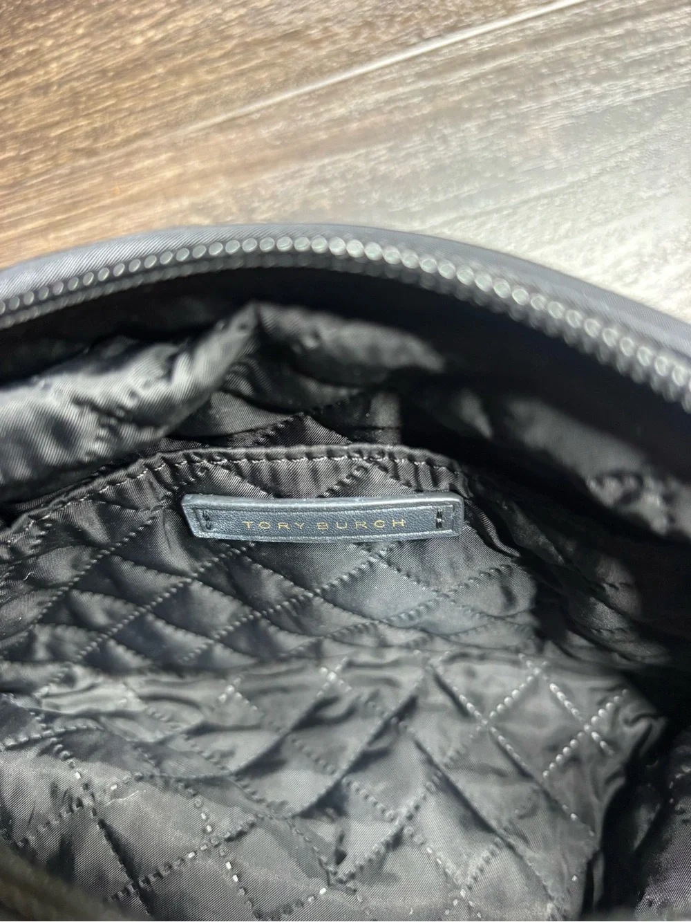 Tory Burch 10x6in good